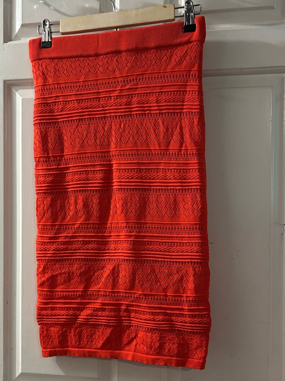 bebe Textured Knit Pencil Skirt in Bright Red
